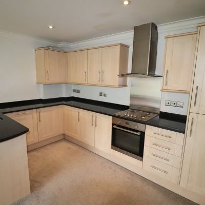 The Green Brentwood, Property for rent - Photo 1