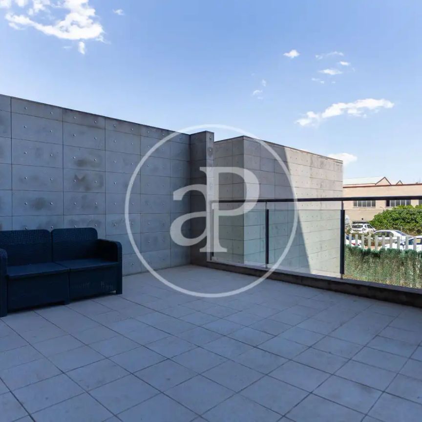 Piso de alquiler en C/ de la Creu Roja, Barrio de la Luz - Photo 1