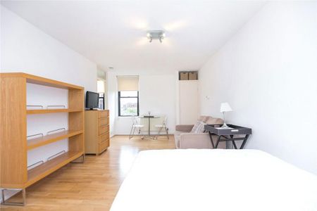 Studio to rent - Photo 5