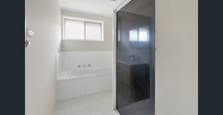 3 Bedroom House for Lease - Photo 2