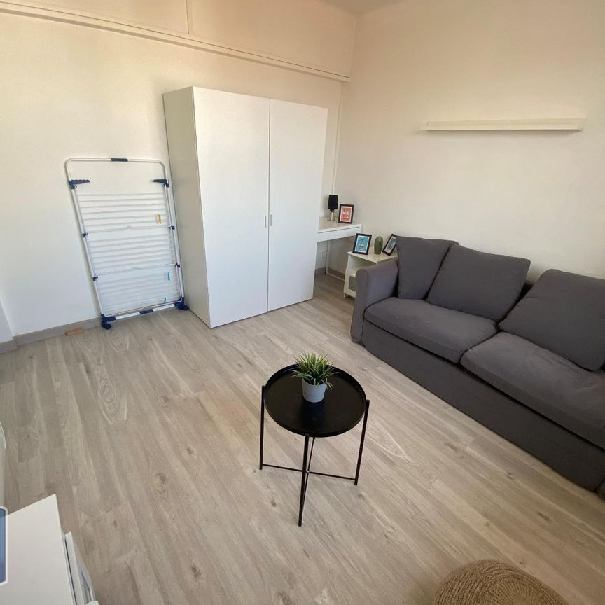Location Appartement 1 pièce 25m² TOULON 83000 - Photo 1