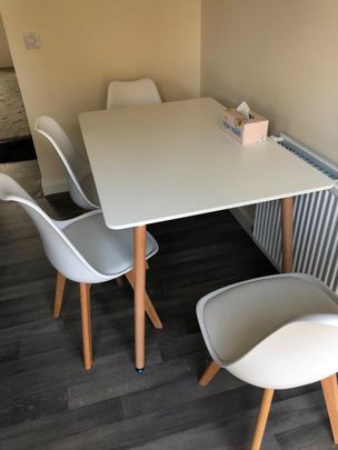 5 Bed Detached House, Glenalmond Place, EH11 - Photo 1