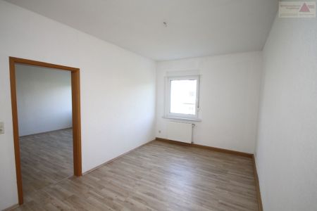 Schicke 2-Raum-Wohnung in ruhiger Waldrandlage - Bärenstein! - Photo 2