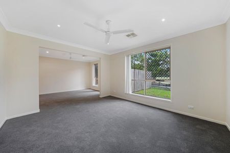 19 Bryan Avenue, Normanhurst - Photo 3