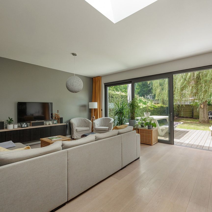 INSTAPKLARE BEMEUBELDE WONING IN DE FELBEGEERDE ELSDONK WIJK - Photo 1