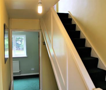 3 bedroom end of terrace house to rent - Photo 1