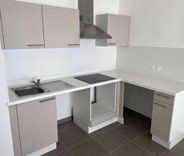 Location Appartement 2 pièces 44m² CAGNES SUR MER 06800 - Photo 3