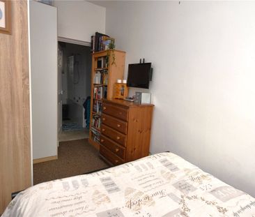 High Street, Shoeburyness, Essex, SS3 9AH - Photo 4