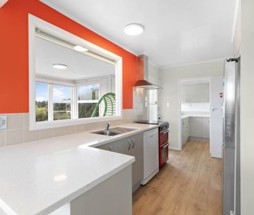 Property Management45 Anita Avenue, Mount Roskill - House for Rent - Photo 4