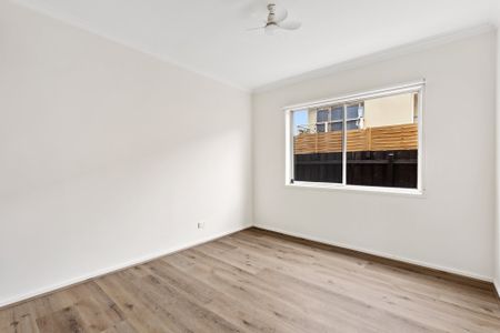 Renovated Delight! - Photo 3