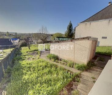 House - Photo 2