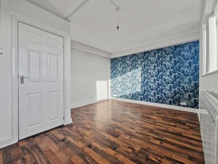 Randale Drive, BL9 - Photo 3