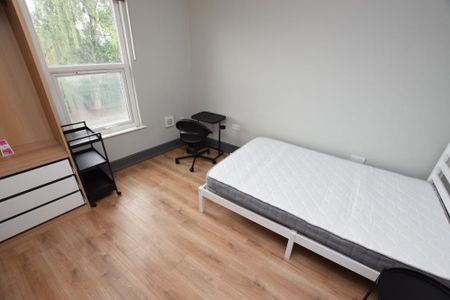 6 bedroom terraced house to rent - Photo 5