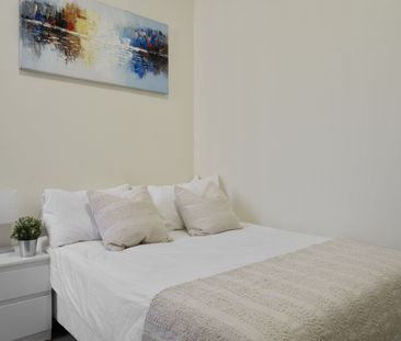 Chippendale - Photo 4