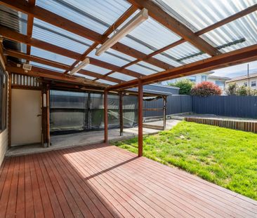 Sweeping Views and Effortless Living - Photo 5