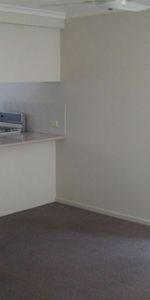 4/4 Garget Street, TOOWOOMBA CITY - Photo 3