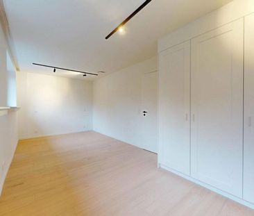 Flat for rent - Photo 2