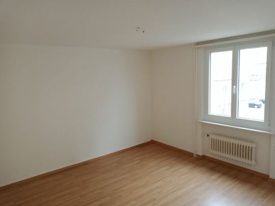 3-Zimmer-Wohnung mit Balkon und tollem Bad in Gossau! - Photo 1