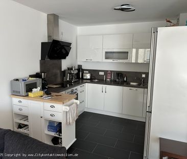 Exklusive 2-Zimmer-Wohnung mit EBK und Balkonen u. Blick ins Grüne - Photo 3