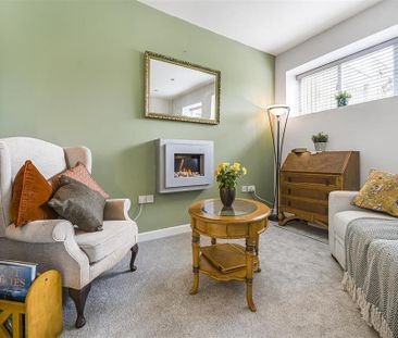 2 bedroom terraced house to rent - Photo 2