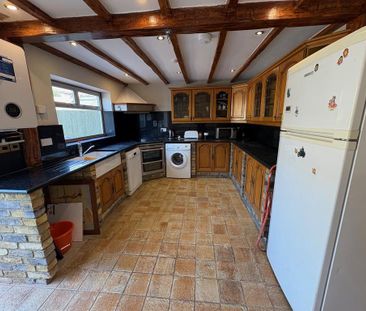 3 bedroom house to rent - Photo 5