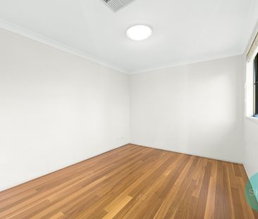 2 Glencoe Avenue, Chatswood NSW 2067 - House For Rent | Domain - Photo 6