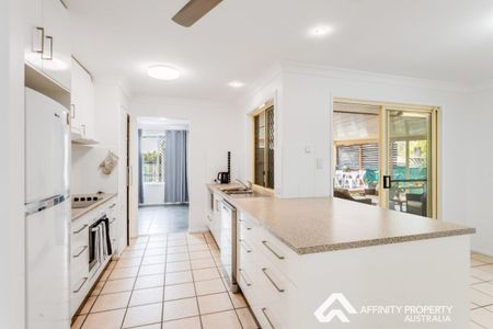 8 Pine Crest Dr - Photo 5