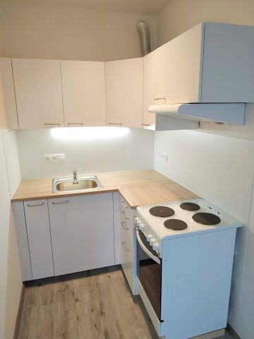 Pronájem bytu 1+kk 27 m² - Фото 2