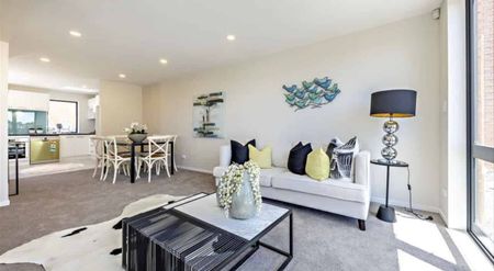 2 bedroom townhouse fore rent in Takanini! - Photo 3