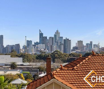 Ground Floor 2x1 Apartment With City Views - Photo 3