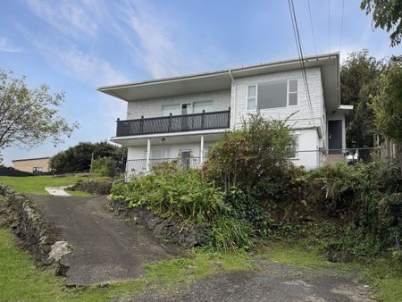 Spacious Unit in Ellerslie - Photo 5