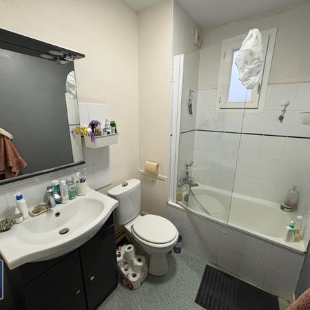 Location Appartement 2 pièces 27m² TOURS 37100 - Photo 4