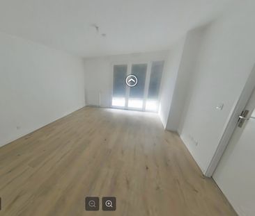 Location Appartement 2 pièces 47m² NEUILLY PLAISANCE 93360 - Photo 1