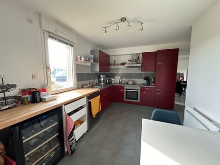 Location Maison 4 pièces 91m² MELESSE 35520 - Photo 5