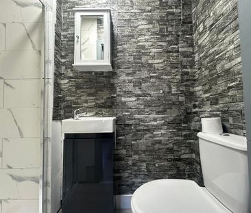 1 bedroom house of multiple occupation to rent - Photo 6