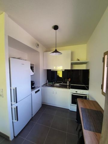 Location Appartement 5 pièces Meublé 95m² BORDEAUX 33300 - Photo 5