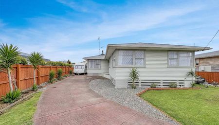 SPRINGVALE - 3 BEDROOMS - Photo 4