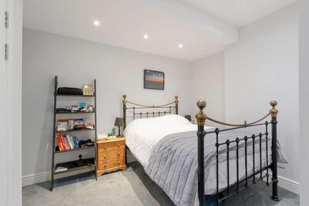 Tranmere Road, Earlsfield, SW18 - Photo 3