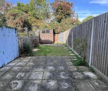 2 bedroom terraced house to rent - Photo 4