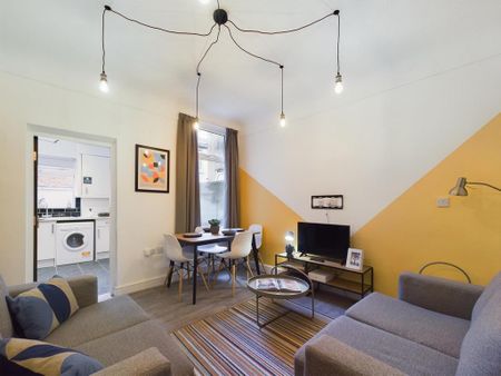 4 bedroom house to rent - Photo 3