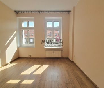 Bardzo jasne 2 pok po odświeżeniu w Śródmieściu - Photo 1