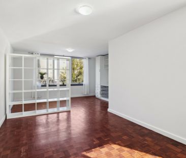 17/60-64 Forrest Avenue, East Perth - Photo 2