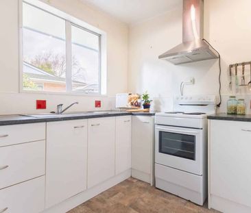 Three Bedroom Home in Prime Waikanae Location - Photo 2