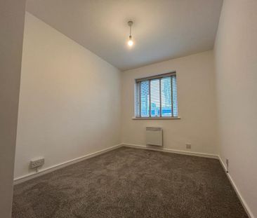 Alma Road, Windsor, SL4 - Photo 1