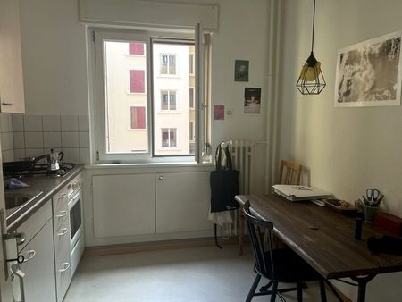 APPARTEMENT 2 PIÈCES À ZURICH - DISTRICT 3 WIEDIKON, MEUBLÉ, TEMPORAIRE - Photo 4