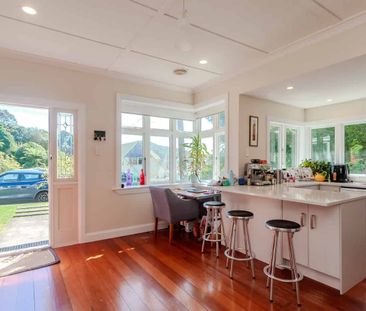 Sunny 3 bedroom home in Karori - Photo 4