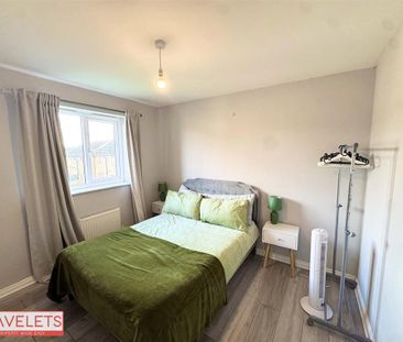 4 bedroom detached house to rent - Photo 5