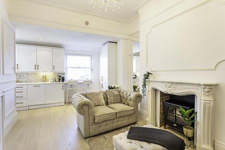 2 bedroom flat to rent - Photo 4