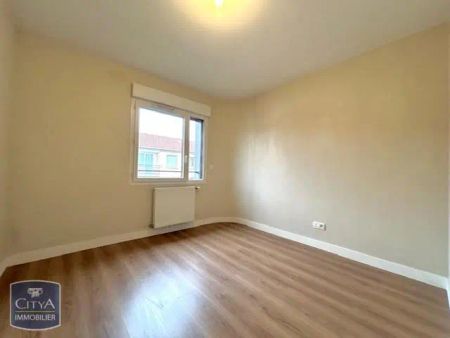 Appartement à louer 3 pièces 63.1m² - Photo 2