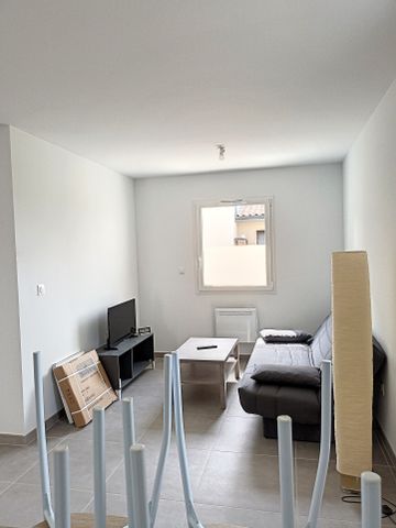 À louer à Bollène : appartement neuf avec AGENCE JURISTIMMO - Photo 3